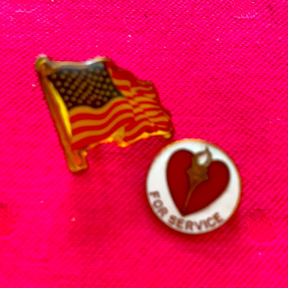 Vintage pins military service